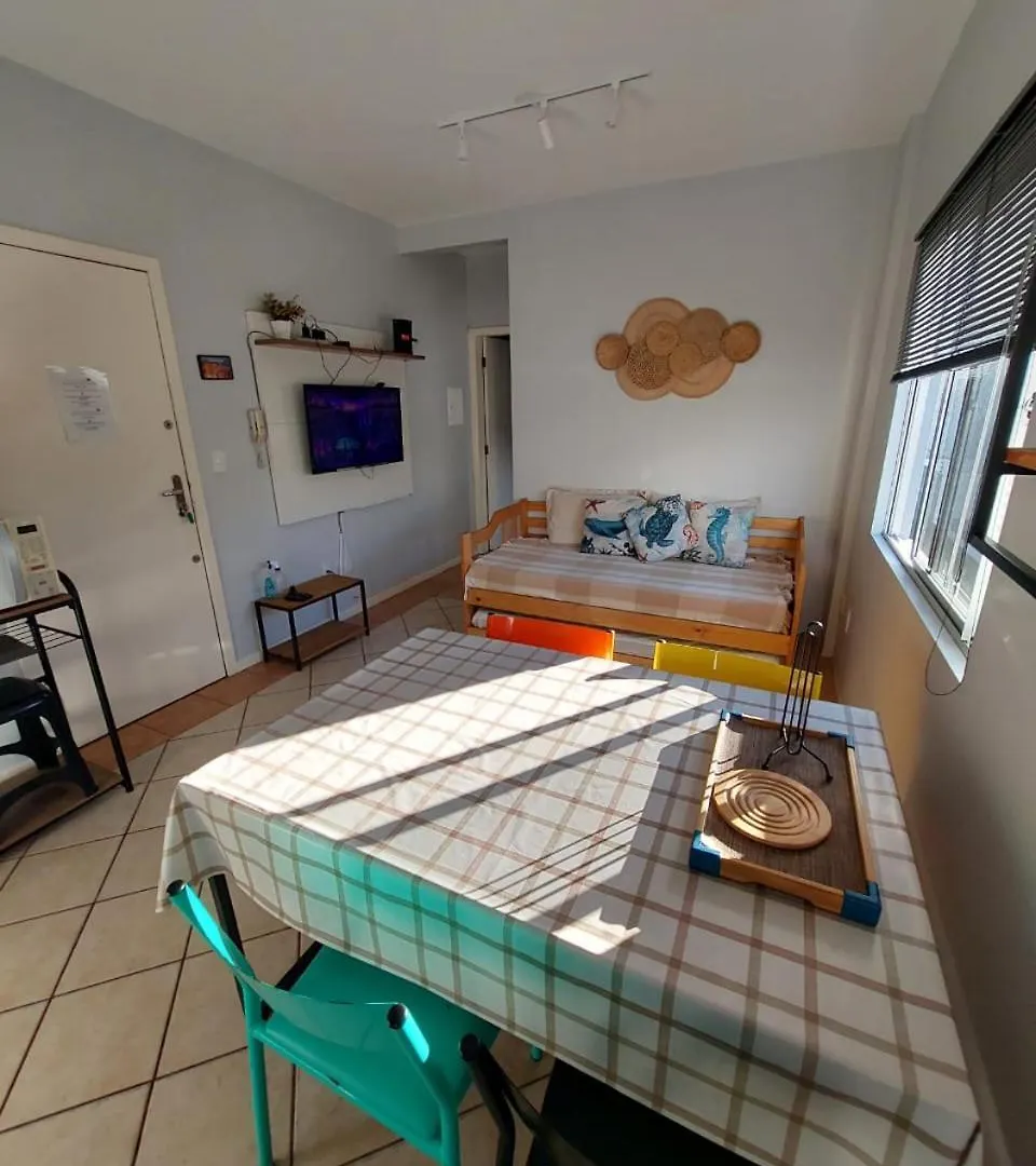 Excelente Apartamento A 1 Quadra E Meia Do Mar Florianopolis Brazil